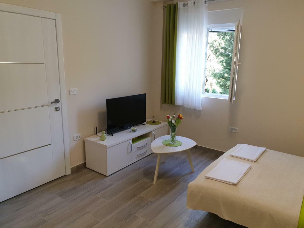 Apartments Jadran Tivat Exterior photo