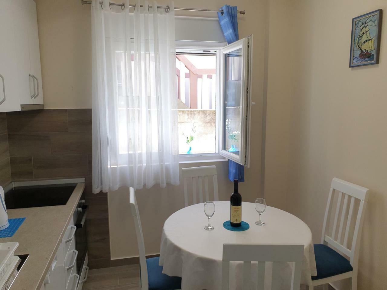 Apartments Jadran Tivat Exterior photo