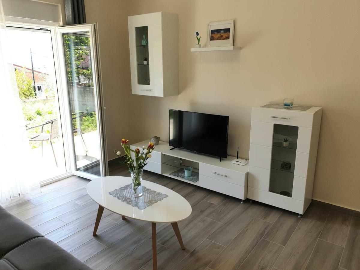 Apartments Jadran Tivat Exterior photo